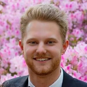 Meet your Posher, Walker